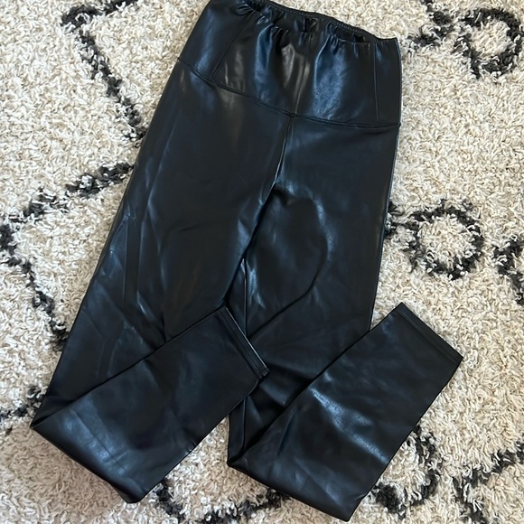 (53) Aritzia Wilfred free leather style leggings - Picture 3 of 4